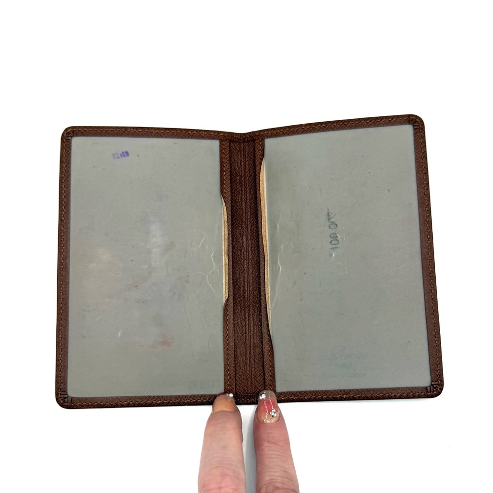 Vintage Louis Vuitton Taiga Passport Cover ✔️Authentic! Brown Early 90’s - Picture 10 of 13
